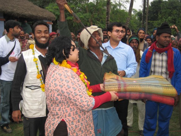 Blanket distribution By Miss Norlin at Sahsaul Panchayat