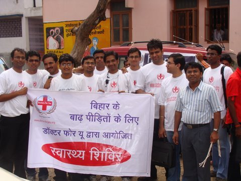 Doctors for you Flood relief TEAM